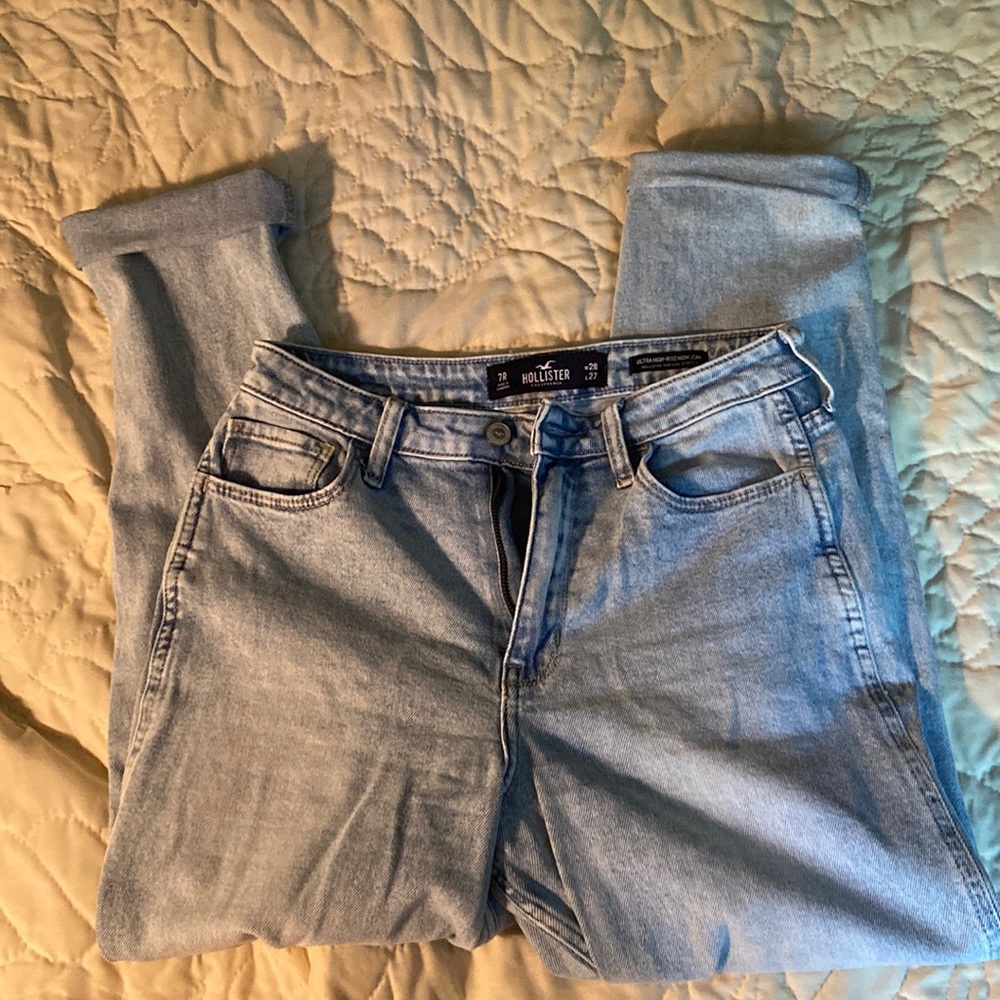 Hollister Ultra High-Rise Jeans